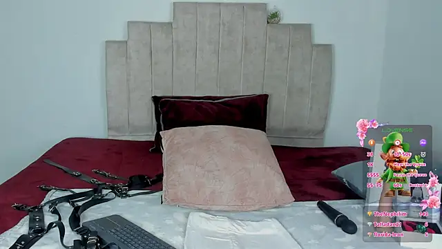 Petite_pepper Webcamshow