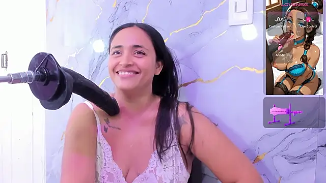 Chat +18 de susan__bigass ao vivo