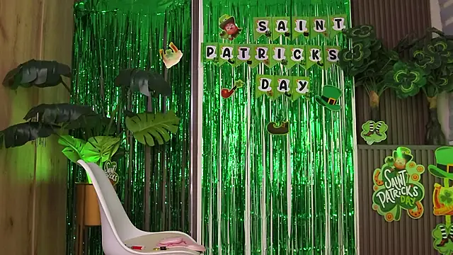 XXMILE's Live XXX Chat