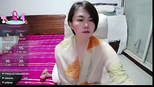 icenana 在線直播表演