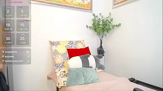 selinajuan: онлайн-секс-чат