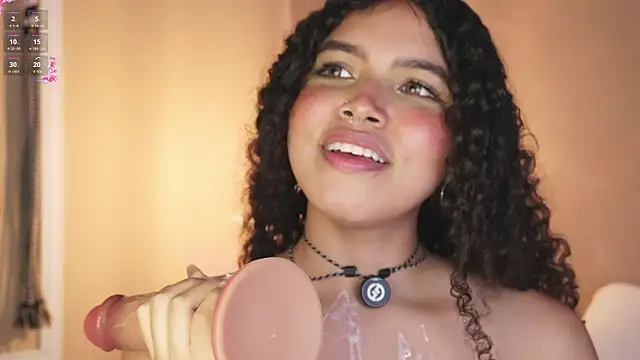 EloiseSweetxx – Naživo XXX chat