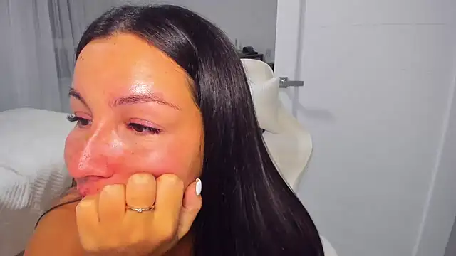 AvisFlowers: онлайн-секс-чат