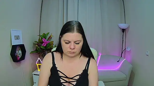 BritneyRaine's Live XXX Chat