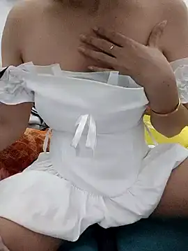 Haralushiaaa Show in webcam