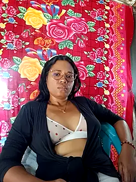 Chatroom XXX en direct de Yandris_1212