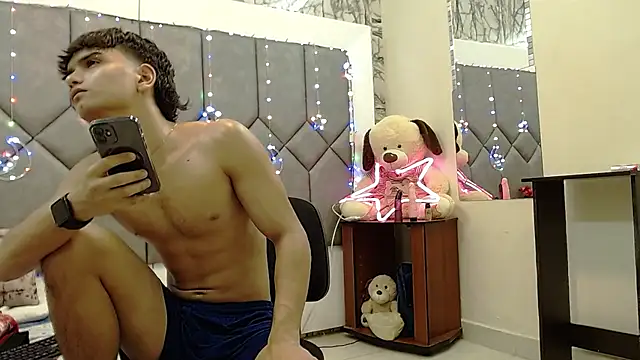 Онлайн чат XXX Steve_Hotman