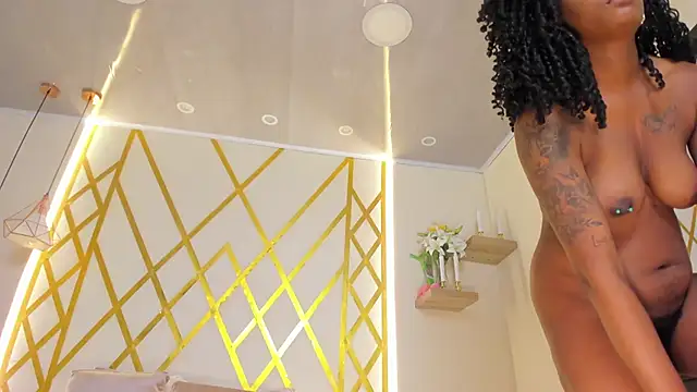 Chat +18 de maryevans_ ao vivo