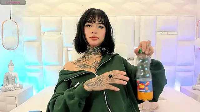 doll__bella Webcam-Show