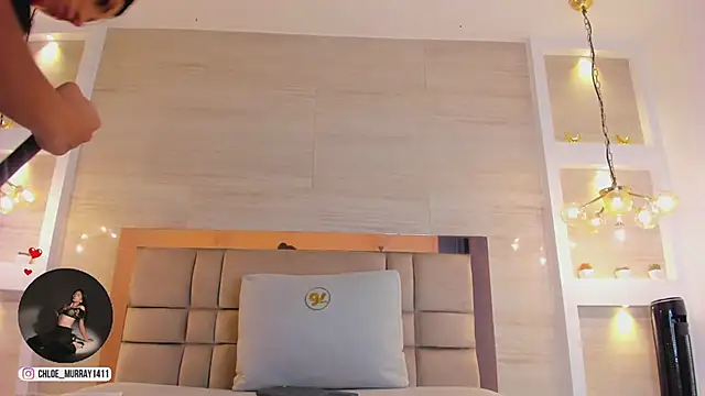 Chat +18 de chloe_murray ao vivo