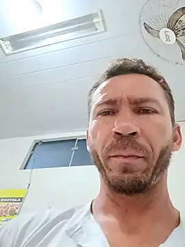 RobertoLuiz84 – Naživo XXX chat