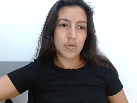 Chatroom XXX en direct de SarahFriendly