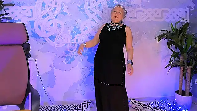 LilaMaharani Chat XXX in diretta