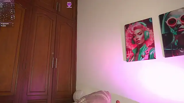 Czat XXX na żywo – pocahotass_11