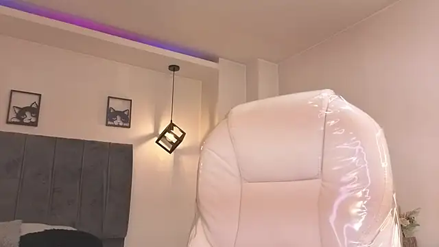 Amaia_Daniells Adlı Modelin Canlı XXX Sohbeti