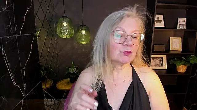 NataliMellow: онлайн-секс-чат