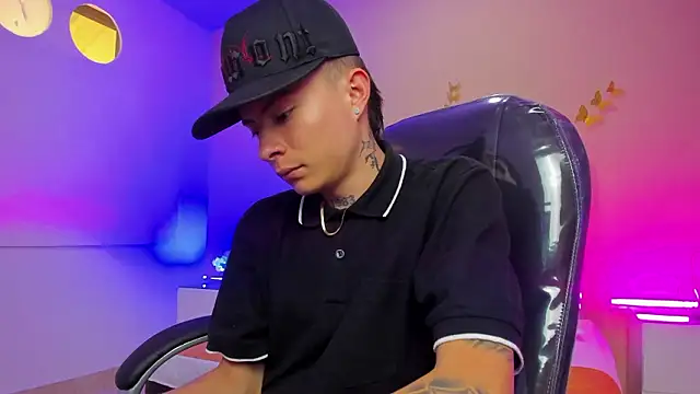 Nascary_Fox Show Webcam