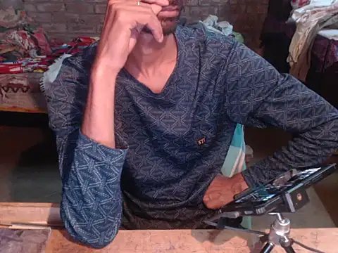 ThethunderPo webcam show