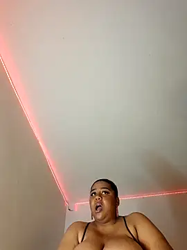 Chatroom XXX en direct de BiancaFollerach