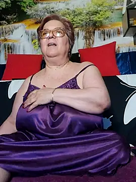 QueenPammy1 live XXX chat