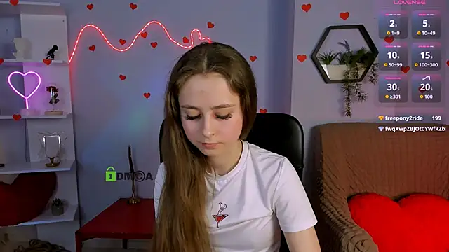 rebecca_smile Adlı Modelin Canlı XXX Sohbeti