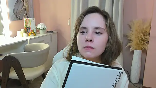 CrystaLeah Chat XXX in diretta