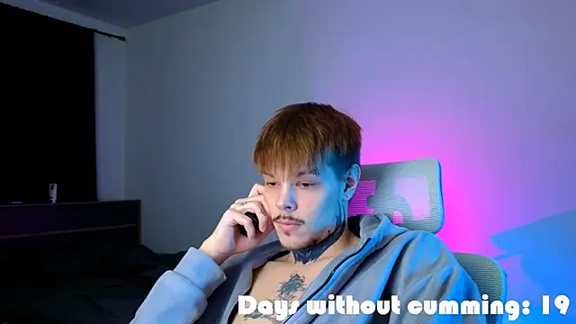 DENIS_HERE: вебкам-шоу