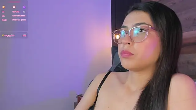 Czat XXX na żywo – desireee_