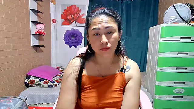 Ugly-Filipina: απευθείας συνομιλία ΧΧΧ