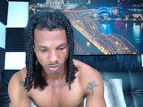 Josh_fit7 élő XXX-chatje