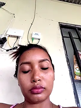 Genesis_18_ Show in webcam