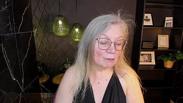 NataliMellow's Live XXX Chat