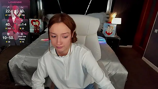 FoxyMayy Chat XXX live