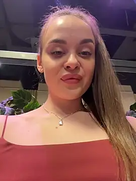 KristiRich 라이브 XXX 채팅