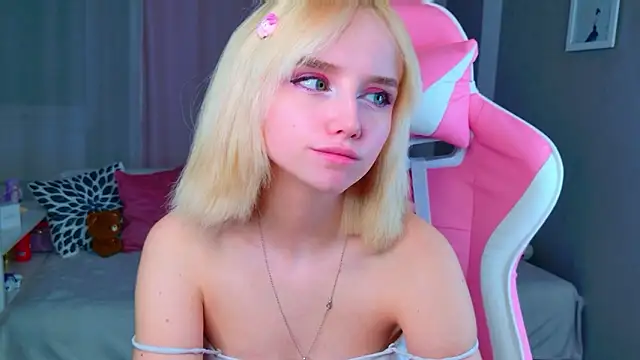 popjenny 即時 XXX 聊天