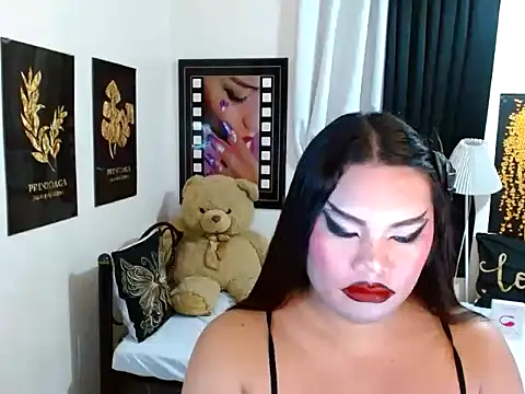 TSbrianaHugeCock webcam show