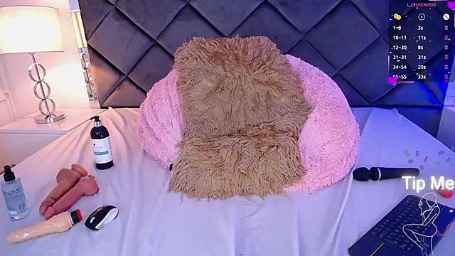 AlmaRios 现场XXX聊天