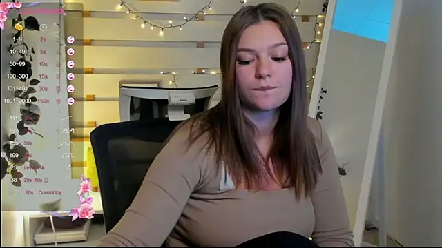 Josephine_Kiss Adlı Modelin Canlı XXX Sohbeti