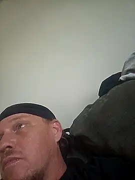 yourMasterisBored webkamerás műsora