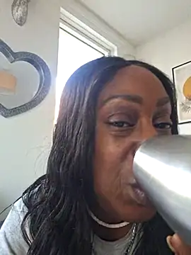 Ebony-SultryX's Live XXX Chat