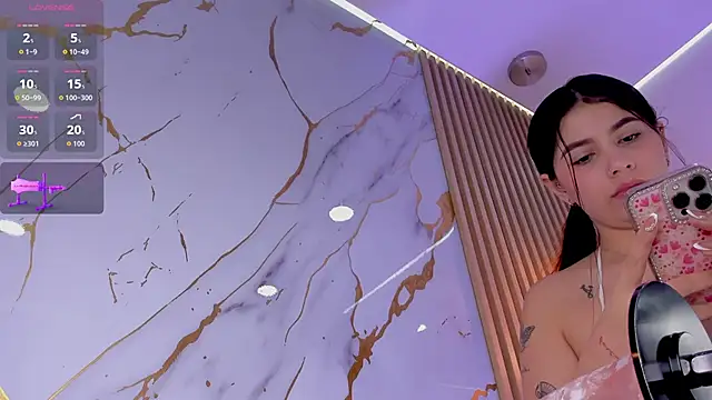 Chatroom XXX en direct de alissaowens_