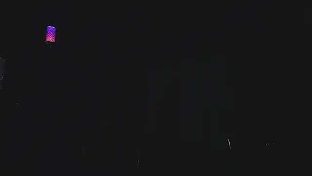 Pokazy przed kamerką – FindomJason