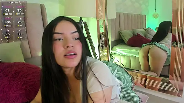 im_miadoll's Live XXX Chat