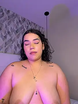 krisstenSantos' Live XXX Chat