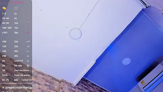 valen_gill's Live XXX Chat