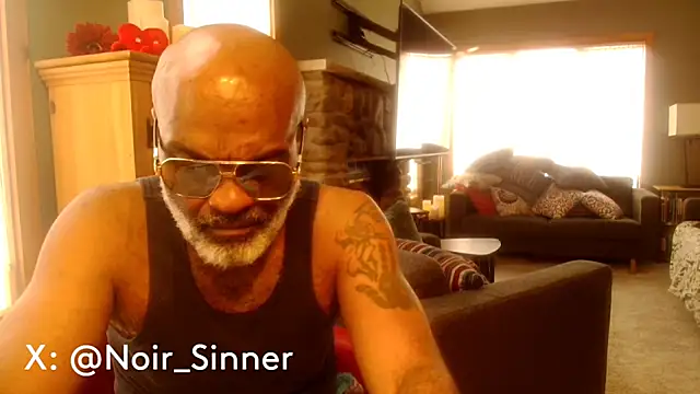 sinnernoir – Kamerová šou