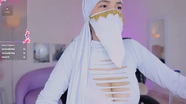 salma_isawwiiのウェブカメラショー