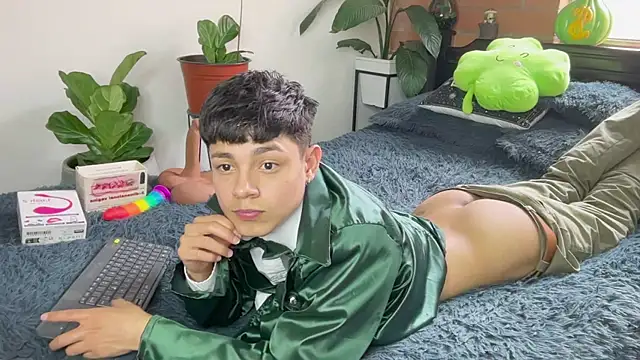 Andy_Belier23's Live XXX Chat