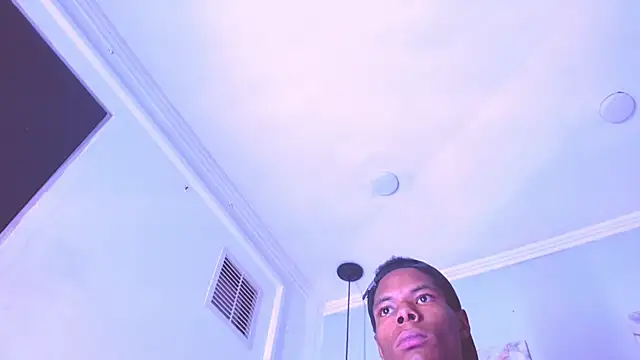 Santiago_Ortiz_'s Live XXX Chat