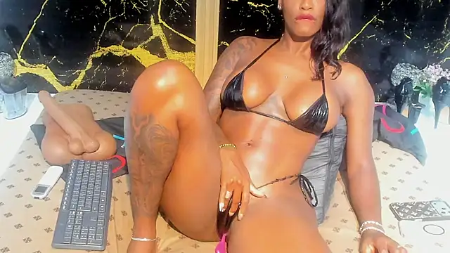 แชท XXX สดของ NahomyOwen